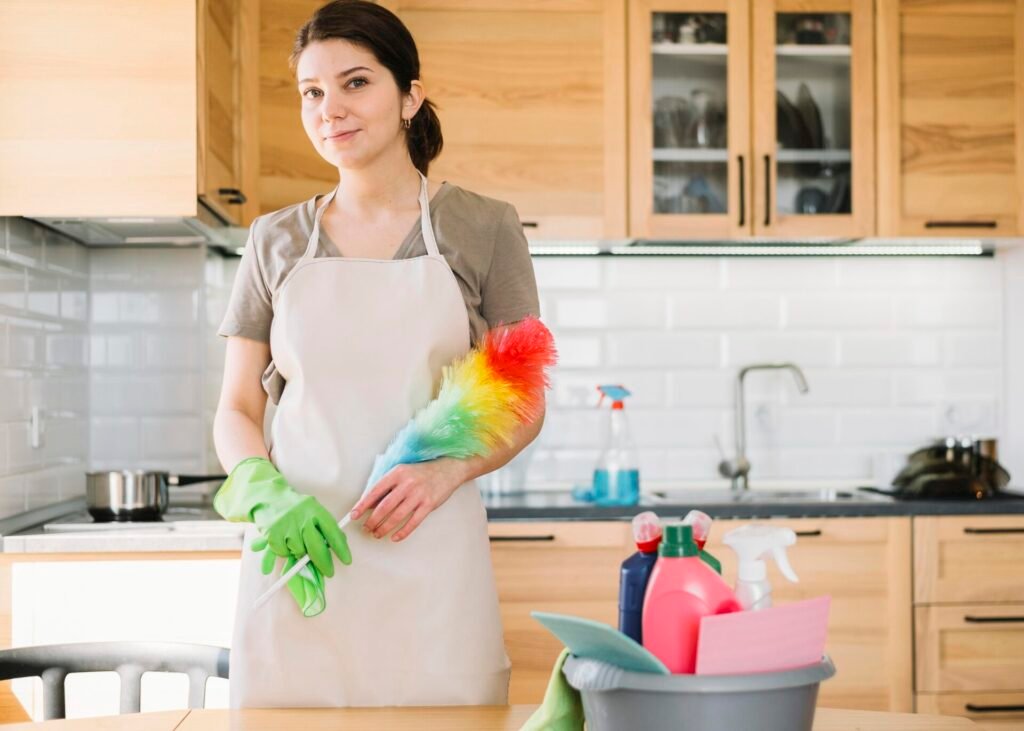 Current image: Maid Agency